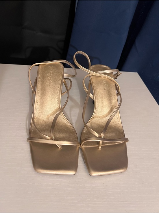 Piepiebuy Shoes - Piepiebuy Metallic Gold Strappy Heels Women’s Size 6.5
